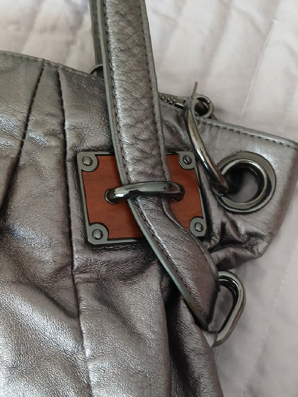 Elliot Luca Leather Metallic Silver Shoulder Bag with Chain Accents - Picture 6 of 15